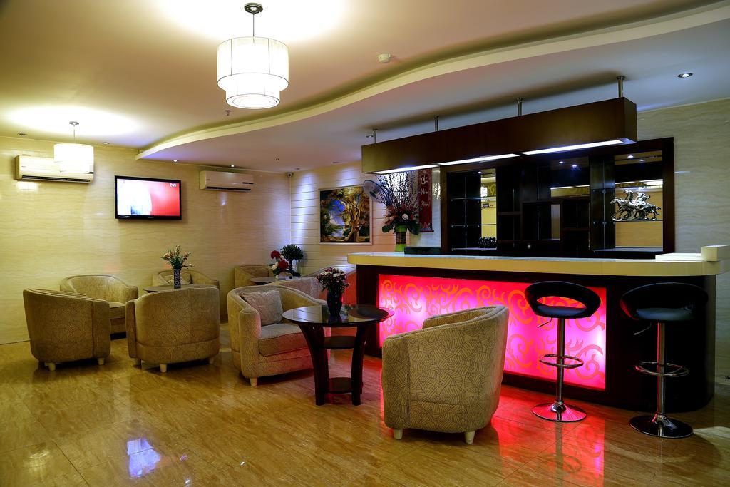Boss Group - Regal Hotel โฮจิมินห์ซิตี้ ภายนอก รูปภาพ