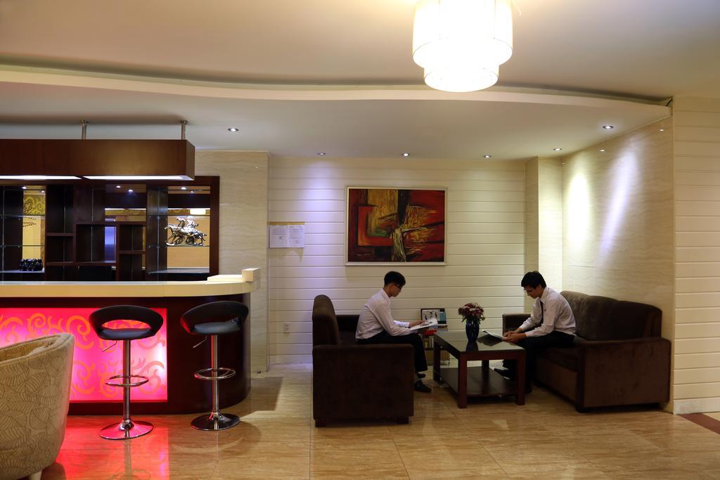 Boss Group - Regal Hotel โฮจิมินห์ซิตี้ ภายนอก รูปภาพ